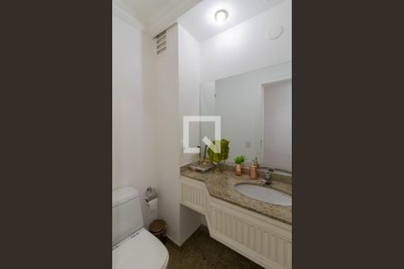 Apartamento à venda com 178m², 3 quartos e 3 vagas Apartamento à venda com 178m², 3 quartos e 3 vagasLavabo