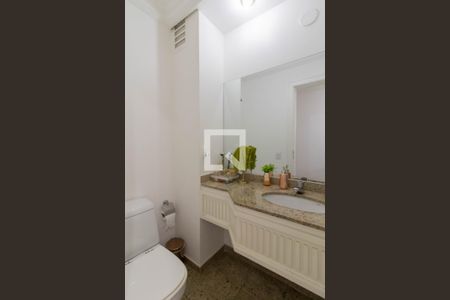 Apartamento à venda com 178m², 3 quartos e 3 vagas Apartamento à venda com 178m², 3 quartos e 3 vagasLavabo