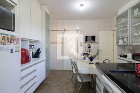 Apartamento à venda com 178m², 3 quartos e 3 vagas Apartamento à venda com 178m², 3 quartos e 3 vagasCozinha