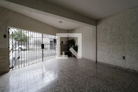 Casa à venda com 249m², 4 quartos e 3 vagasGaragem