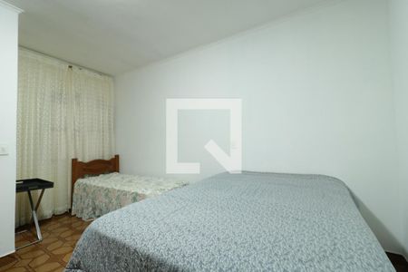 Casa à venda com 249m², 4 quartos e 3 vagasQuarto 1