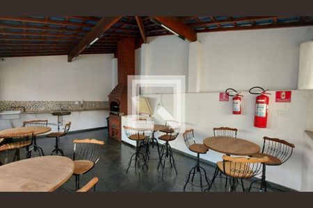 Apartamento à venda com 60m², 2 quartos e 1 vaga Apartamento à venda com 60m², 2 quartos e 1 vagaÁrea comum - Churrasqueira