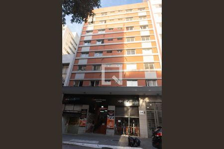 Studio à venda com 28m², 1 quarto e sem vaga Studio à venda com 28m², 1 quarto e sem vagaFachada
