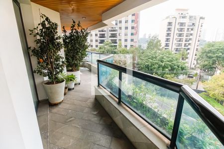 Apartamento para alugar com 280m², 4 quartos e 4 vagasVaranda da Sala