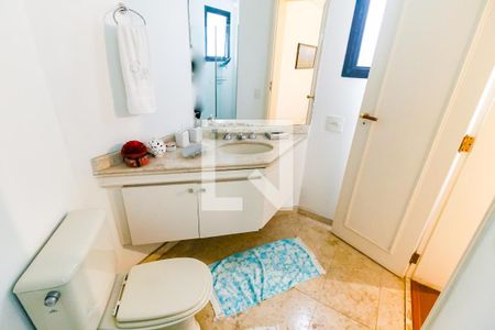 Apartamento para alugar com 280m², 4 quartos e 4 vagasBanheiro da Suíte 1