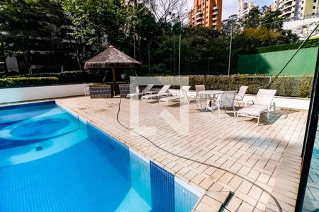 Apartamento para alugar com 280m², 4 quartos e 4 vagasÁrea comum - Piscina