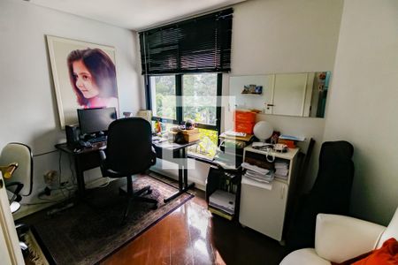 Apartamento para alugar com 280m², 4 quartos e 4 vagasEscritório