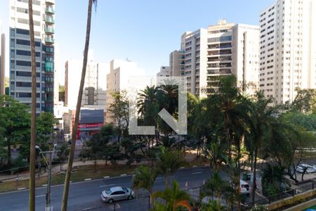 Apartamento à venda com 90m², 3 quartos e 1 vaga Apartamento à venda com 90m², 3 quartos e 1 vagaVista do Quarto 02