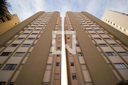 Apartamento à venda com 90m², 3 quartos e 1 vaga Apartamento à venda com 90m², 3 quartos e 1 vagaFachada