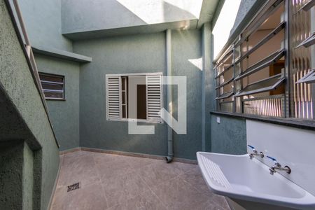 Casa à venda com 250m², 3 quartos e 3 vagas Casa à venda com 250m², 3 quartos e 3 vagasÁrea Externa