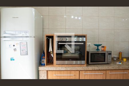 Casa à venda com 137m², 3 quartos e 3 vagas Casa à venda com 137m², 3 quartos e 3 vagascozinha