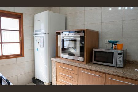 Casa à venda com 137m², 3 quartos e 3 vagas Casa à venda com 137m², 3 quartos e 3 vagascozinha