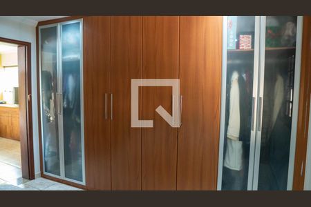 Casa à venda com 137m², 3 quartos e 3 vagas Casa à venda com 137m², 3 quartos e 3 vagasquarto 1