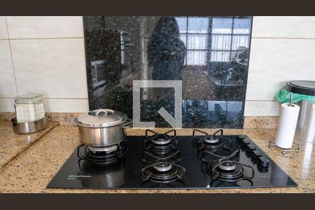 Casa à venda com 137m², 3 quartos e 3 vagas Casa à venda com 137m², 3 quartos e 3 vagascozinha