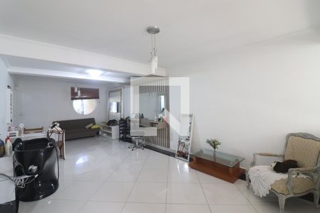 Sala de casa à venda com 2 quartos, 150m² em Jardim São Paulo, São Paulo