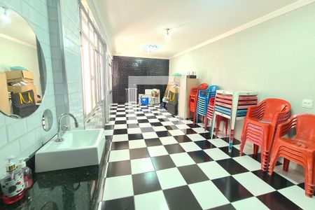 Casa à venda com 250m², 3 quartos e 4 vagas Casa à venda com 250m², 3 quartos e 4 vagasSalão de Festas