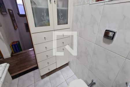 Casa à venda com 250m², 3 quartos e 4 vagas Casa à venda com 250m², 3 quartos e 4 vagasBanheiro