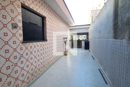 Casa à venda com 250m², 3 quartos e 4 vagas Casa à venda com 250m², 3 quartos e 4 vagasQuintal