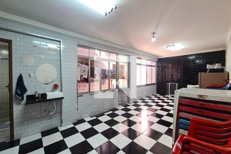 Casa à venda com 250m², 3 quartos e 4 vagas Casa à venda com 250m², 3 quartos e 4 vagasSalão de Festas