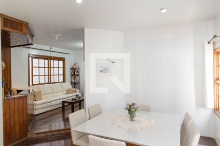 Sala de Estar de casa à venda com 4 quartos, 250m² em Conceição, Diadema