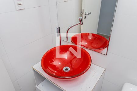 Apartamento à venda com 52m², 2 quartos e 1 vaga Apartamento à venda com 52m², 2 quartos e 1 vagaBanheiro