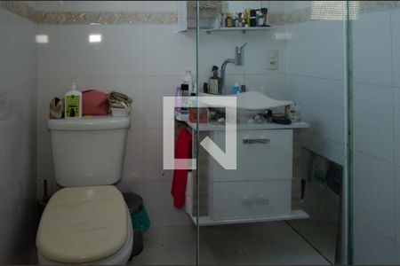 Apartamento à venda com 270m², 4 quartos e 3 vagas Apartamento à venda com 270m², 4 quartos e 3 vagasBanheiro da Suíte 2