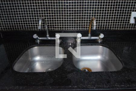 Apartamento à venda com 270m², 4 quartos e 3 vagas Apartamento à venda com 270m², 4 quartos e 3 vagasCozinha