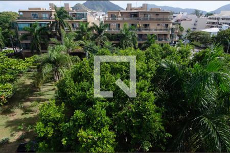 Apartamento à venda com 270m², 4 quartos e 3 vagas Apartamento à venda com 270m², 4 quartos e 3 vagasTerraço - vista