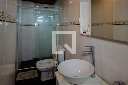 Apartamento à venda com 270m², 4 quartos e 3 vagas Apartamento à venda com 270m², 4 quartos e 3 vagasBanheiro da Suíte 3