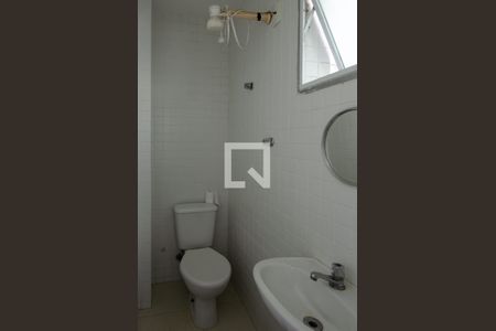 Apartamento à venda com 270m², 4 quartos e 3 vagas Apartamento à venda com 270m², 4 quartos e 3 vagasBanheiro de serviço