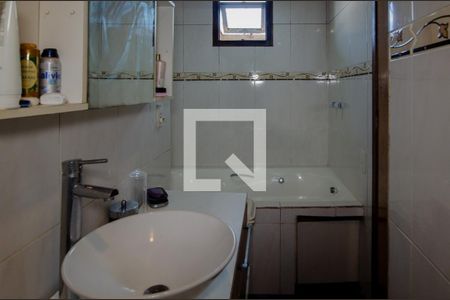 Apartamento à venda com 270m², 4 quartos e 3 vagas Apartamento à venda com 270m², 4 quartos e 3 vagasBanheiro da Suíte 3