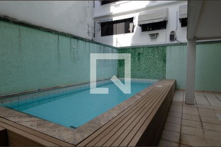 Apartamento à venda com 270m², 4 quartos e 3 vagas Apartamento à venda com 270m², 4 quartos e 3 vagasÁrea comum