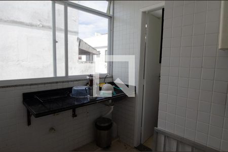 Apartamento à venda com 270m², 4 quartos e 3 vagas Apartamento à venda com 270m², 4 quartos e 3 vagasÁrea