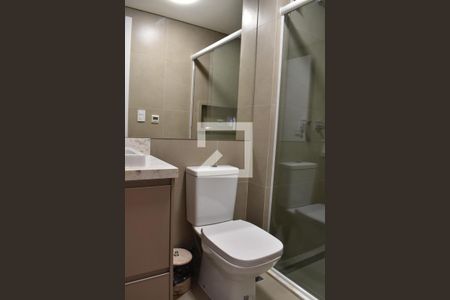 Banheiro da Suíte de apartamento para alugar com 2 quartos, 71m² em Rebouças, Curitiba