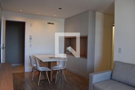 Sala de apartamento para alugar com 2 quartos, 71m² em Rebouças, Curitiba