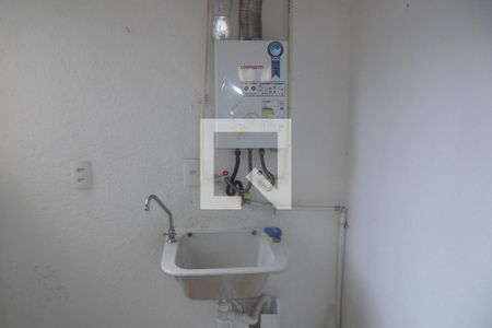 Área de Serviço de apartamento para alugar com 1 quarto, 40m² em Del Castilho, Rio de Janeiro