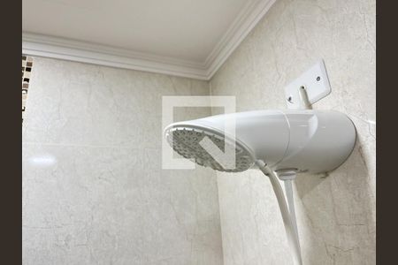 Casa à venda com 325m², 2 quartos e 4 vagas Casa à venda com 325m², 2 quartos e 4 vagasBanheiro Social