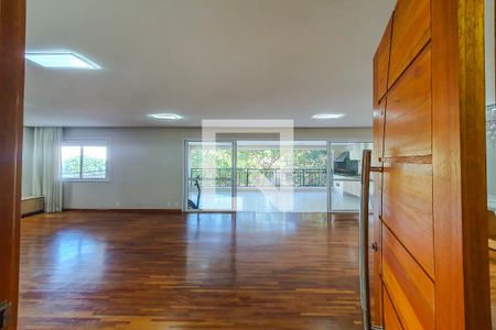 entrada sala de apartamento para alugar com 3 quartos, 213m² em Ipiranga, São Paulo