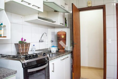 Apartamento à venda com 196m², 4 quartos e 2 vagas Apartamento à venda com 196m², 4 quartos e 2 vagasCozinha