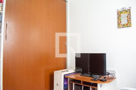 Apartamento à venda com 196m², 4 quartos e 2 vagas Apartamento à venda com 196m², 4 quartos e 2 vagasQuarto 3