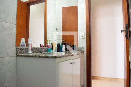 Apartamento à venda com 196m², 4 quartos e 2 vagas Apartamento à venda com 196m², 4 quartos e 2 vagasBanheiro