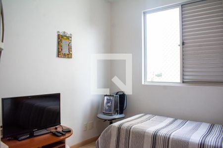 Apartamento à venda com 196m², 4 quartos e 2 vagas Apartamento à venda com 196m², 4 quartos e 2 vagasQuarto 3