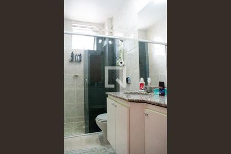 Apartamento à venda com 196m², 4 quartos e 2 vagas Apartamento à venda com 196m², 4 quartos e 2 vagasBanheiro