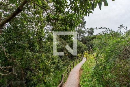 Casa de condomínio à venda com 567m², 5 quartos e 4 vagas Casa de condomínio à venda com 567m², 5 quartos e 4 vagasÁrea comum