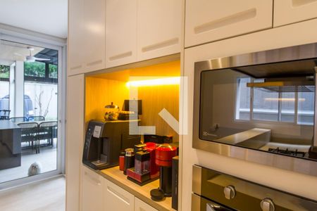 Casa de condomínio à venda com 567m², 5 quartos e 4 vagas Casa de condomínio à venda com 567m², 5 quartos e 4 vagasDetalhe da cozinha