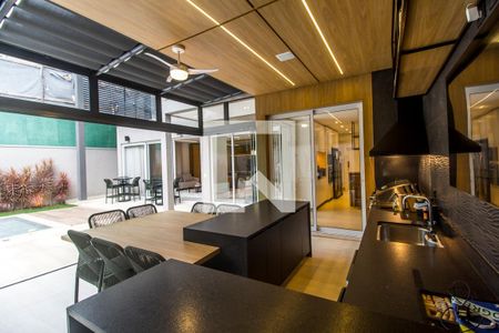 Casa de condomínio à venda com 567m², 5 quartos e 4 vagas Casa de condomínio à venda com 567m², 5 quartos e 4 vagasÁrea gourmet