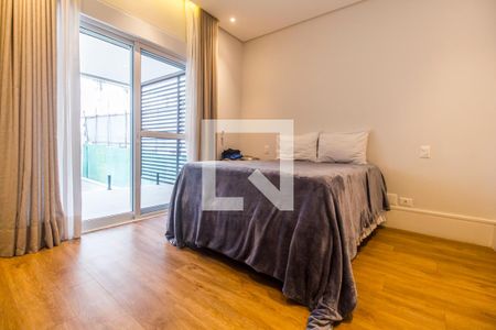 Casa de condomínio à venda com 567m², 5 quartos e 4 vagas Casa de condomínio à venda com 567m², 5 quartos e 4 vagasSuíte 3