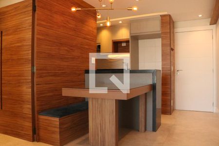 Apartamento à venda com 69m², 2 quartos e 2 vagasSala