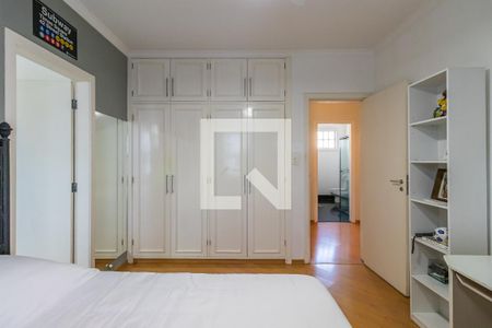 Casa de condomínio à venda com 300m², 4 quartos e 4 vagas Casa de condomínio à venda com 300m², 4 quartos e 4 vagasSuíte 2