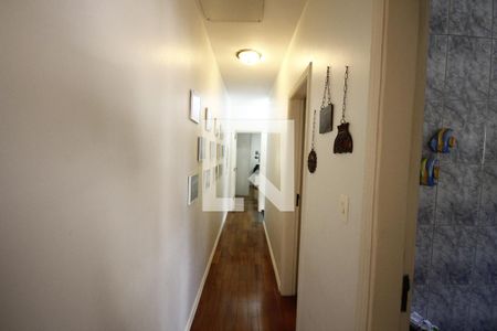 Casa à venda com 161m², 3 quartos e 2 vagasCorredor